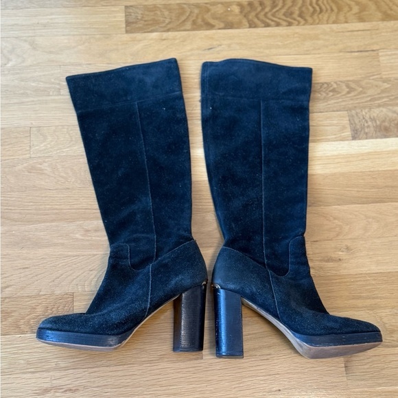 Michael Kors Black Suede Heels With zippers size read description - Picture 3 of 8